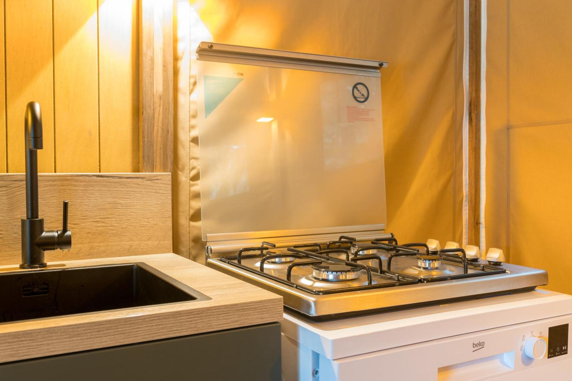 Landal Glamping Neufchateau Hotel Room photo